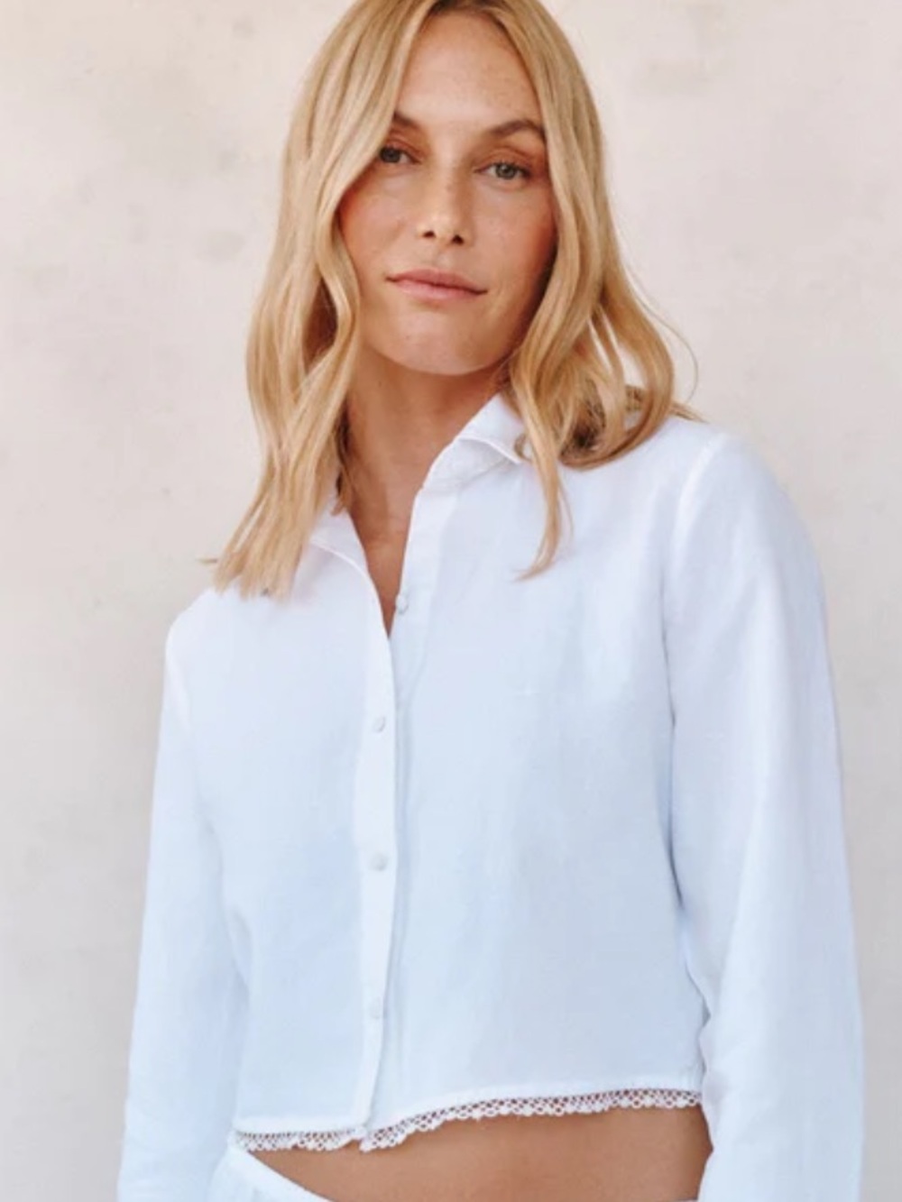 Bella Dahl Long Sleeve Cropped Shirt With Trim - White